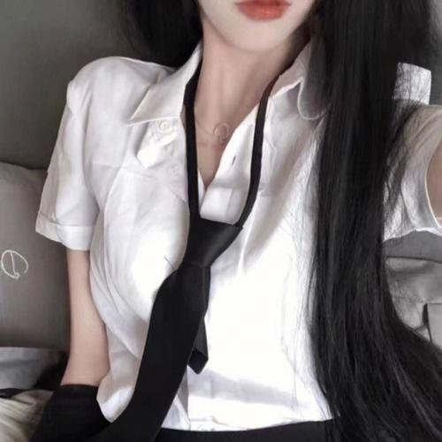 嗜血狂鲨
